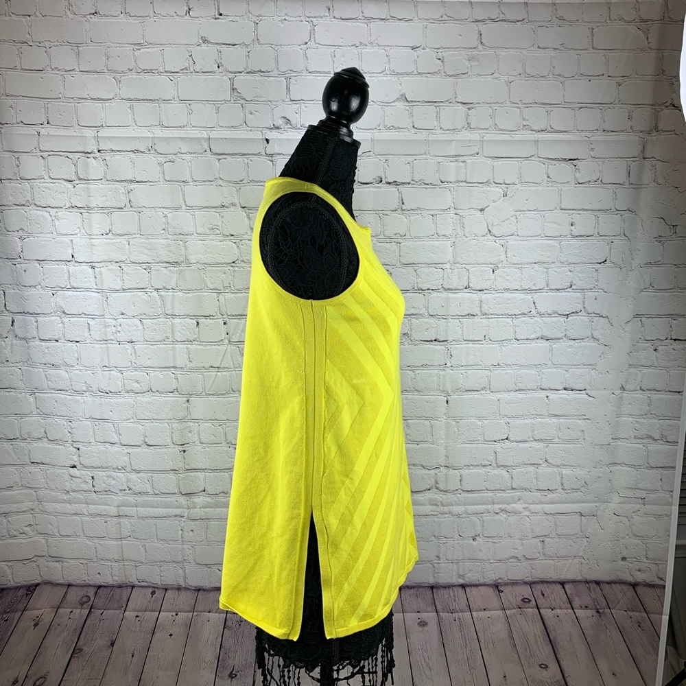 Premise Lime green top Size Small - Picture 3 of 7